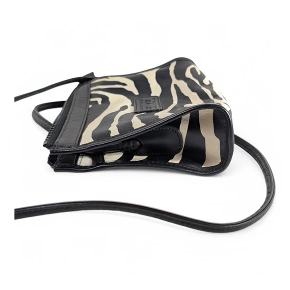 Black and Cream Zebra Print Crossbody Bag - Picture 9 of 13